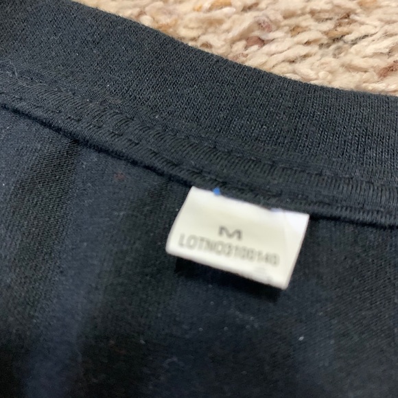 Mama bear t shirt - Picture 3 of 3